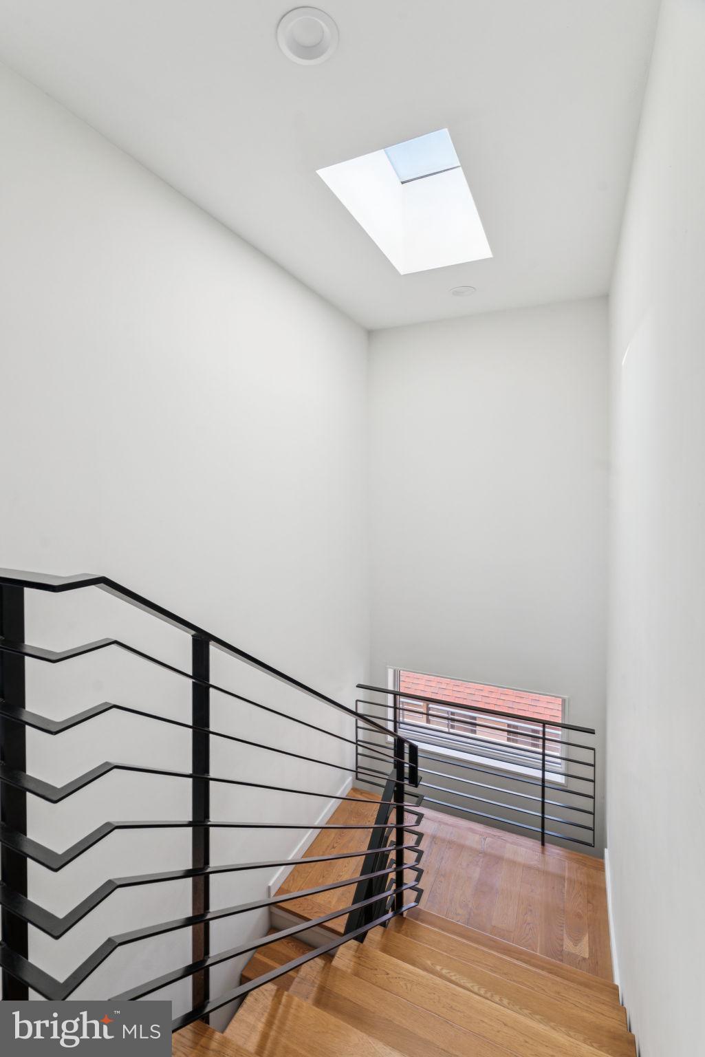 206 North 22nd Street, Unit E Philadelphia, PA 19103 - Photo 44 of 50 a view of entryway