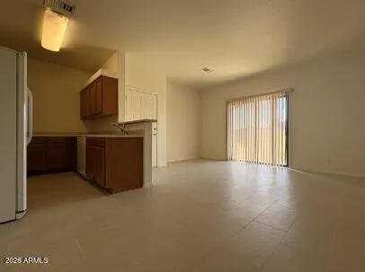 $1,295 | 10396 East La Palma Avenue, Unit A, Gold Canyon, AZ 85118
