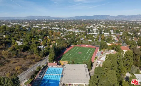 $2,000,000 | 12752 Halkirk Street, Studio City, CA 91604