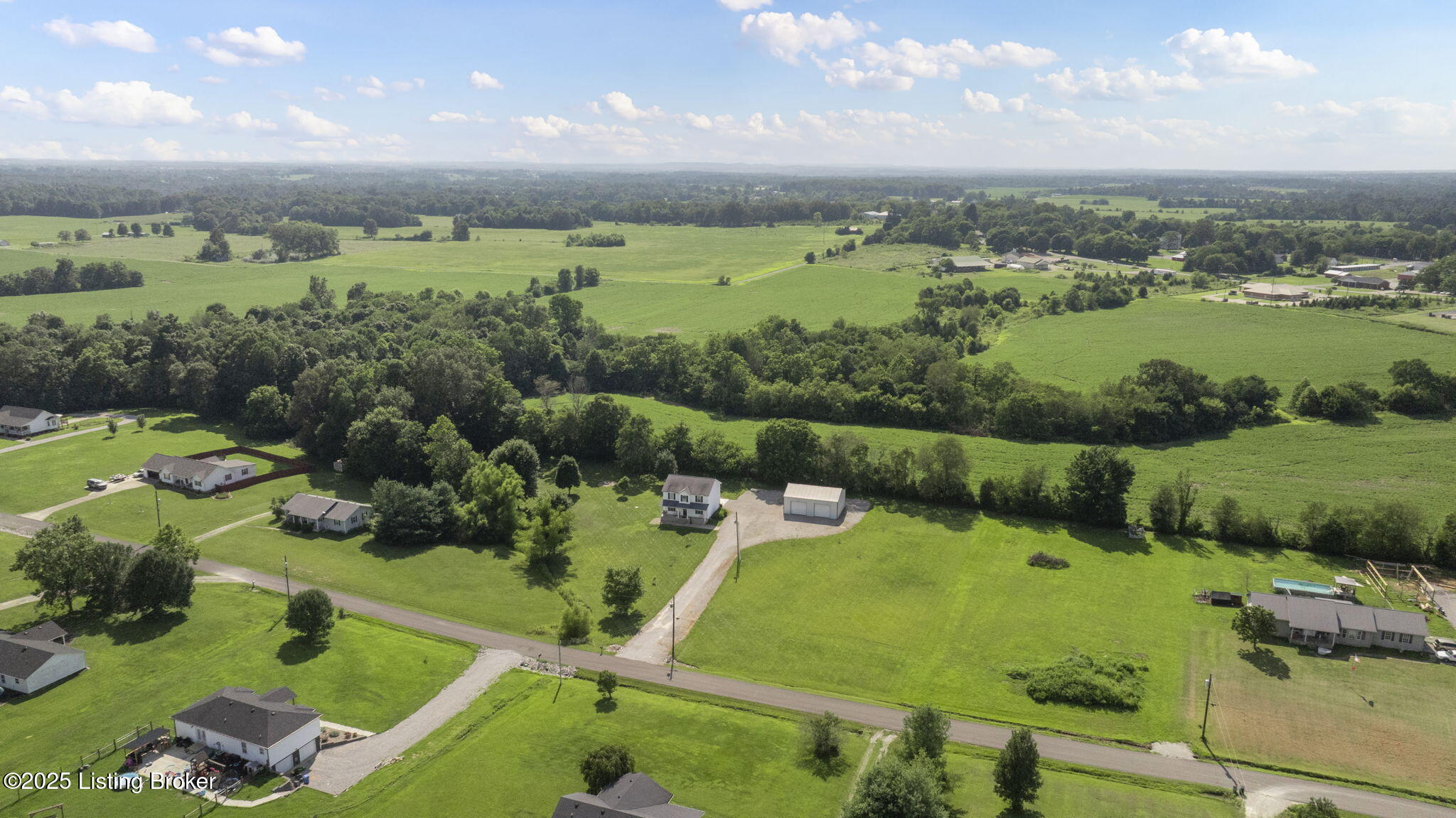 370 Sugar Br Road Big Clifty, KY 42712 - Photo 13 of 37 10-web-or-mls-DJI_20250723160026_0946_D