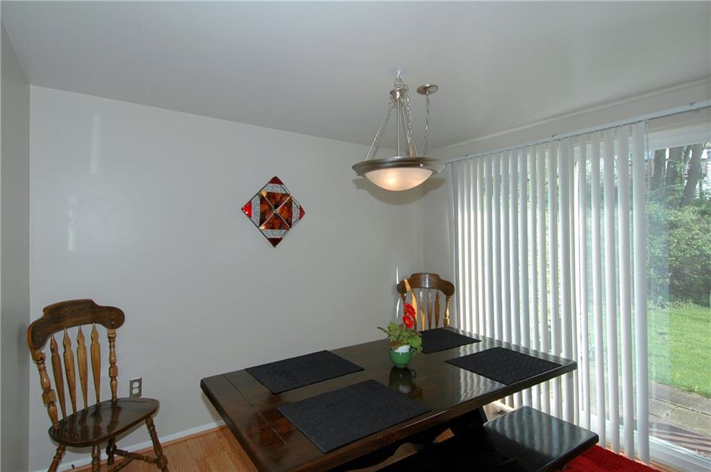 94 Seavey Road Pittsburgh, PA 15223 - Photo 7 of 21 Gallery Image 7