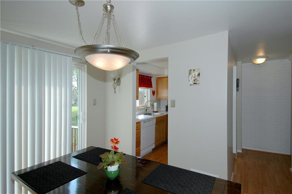 94 Seavey Road Pittsburgh, PA 15223 - Photo 8 of 21 Gallery Image 8