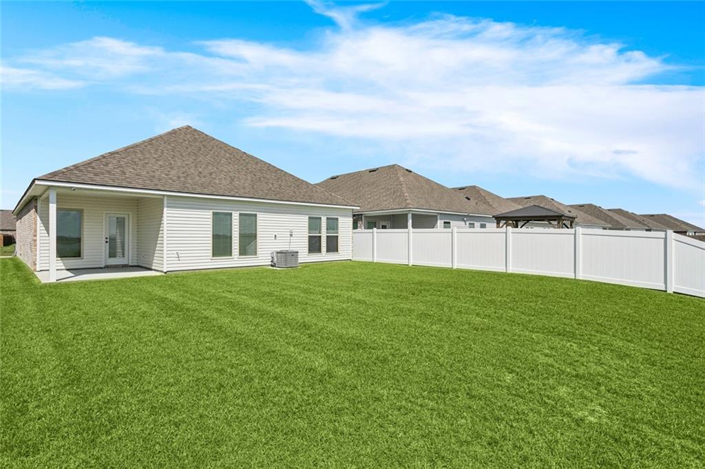 1378 Banks View Street Slidell, LA 70461 - Photo 20 of 21