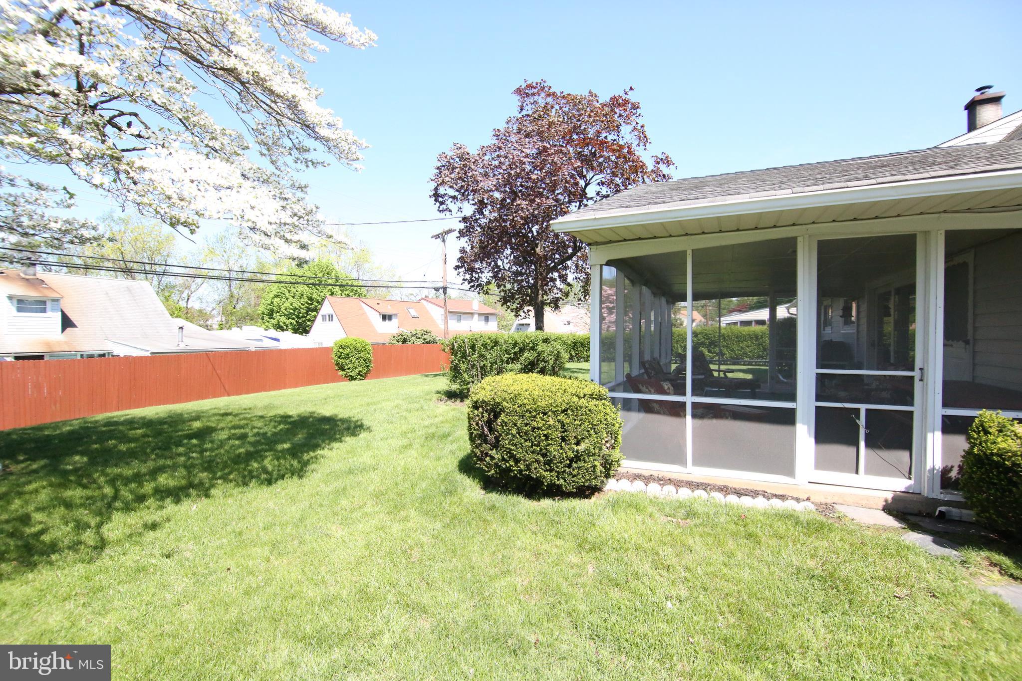 47 Trellis Road Levittown, PA 19056 - Photo 26 of 34 a view of backyard with green space