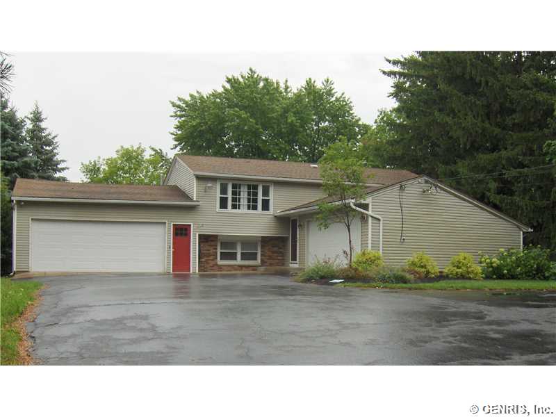 1072 Bay Road Webster, NY 14580 - Photo 1 of 1 Exterior Front.