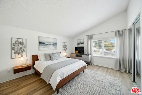 $1,375,000 | 12861 Titian Avenue, Granada Hills, CA 91344