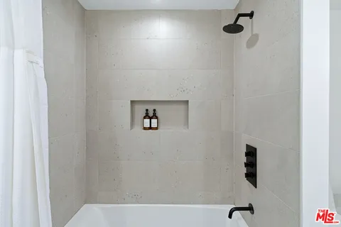 $1,375,000 | 12861 Titian Avenue, Granada Hills, CA 91344