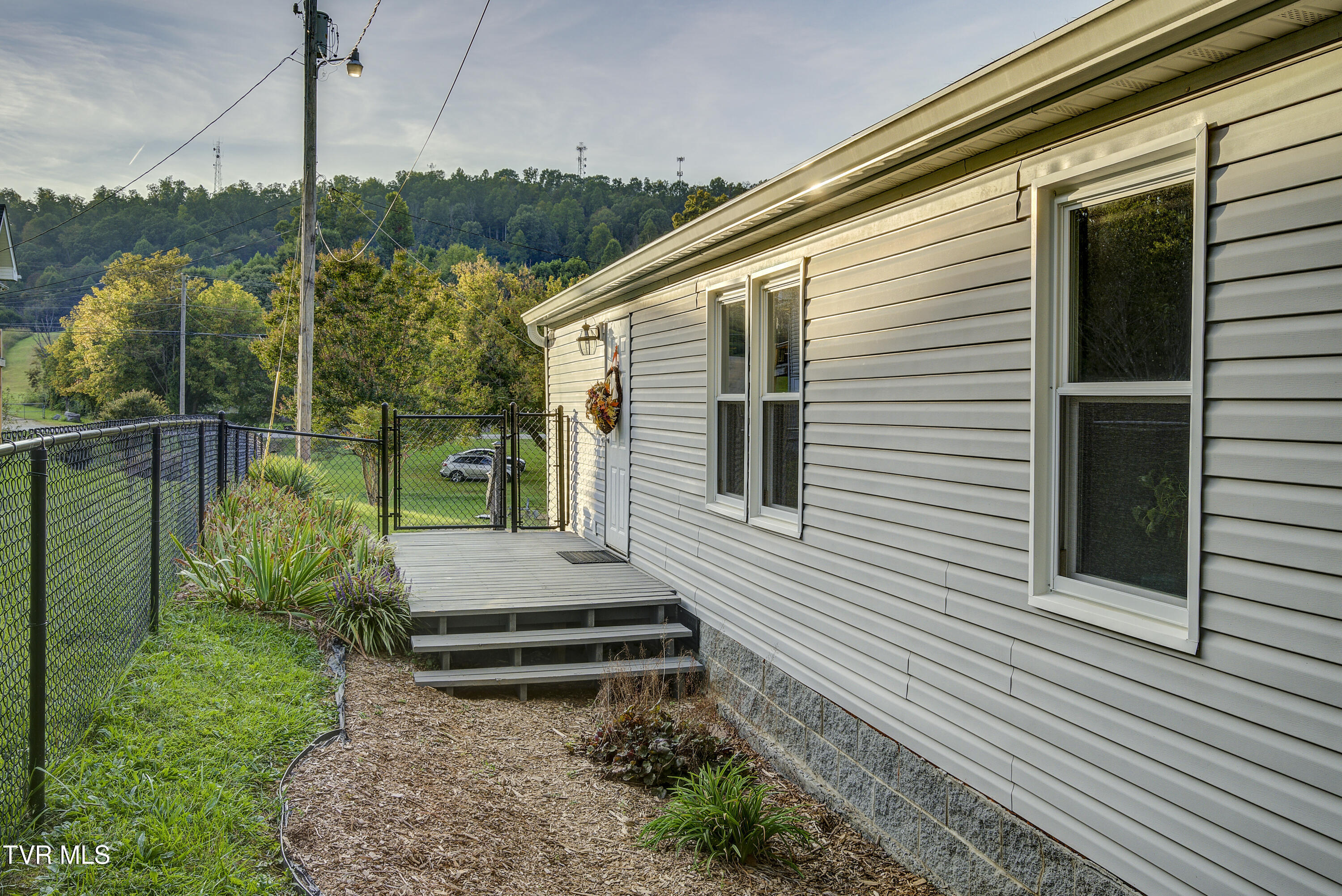 520 Hales Chapel Road Gray, TN 37615 - Photo 9 of 55 HalesChapel-33