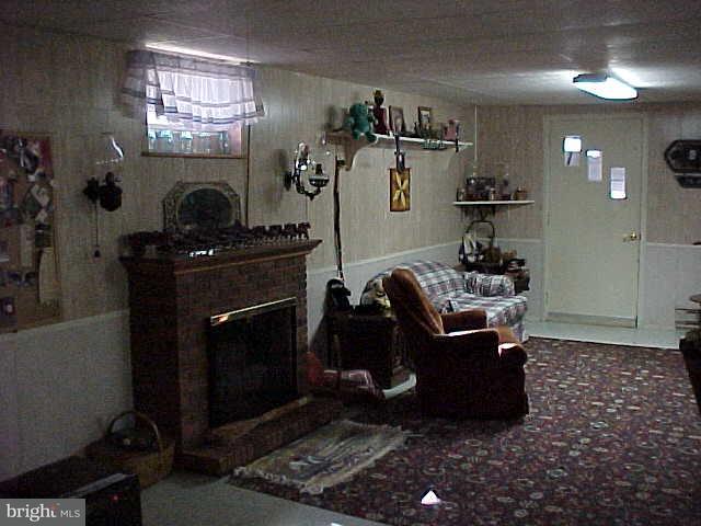 603 Buchland Road Narvon, PA 17555 - Photo 2 of 7 Gallery Image 2