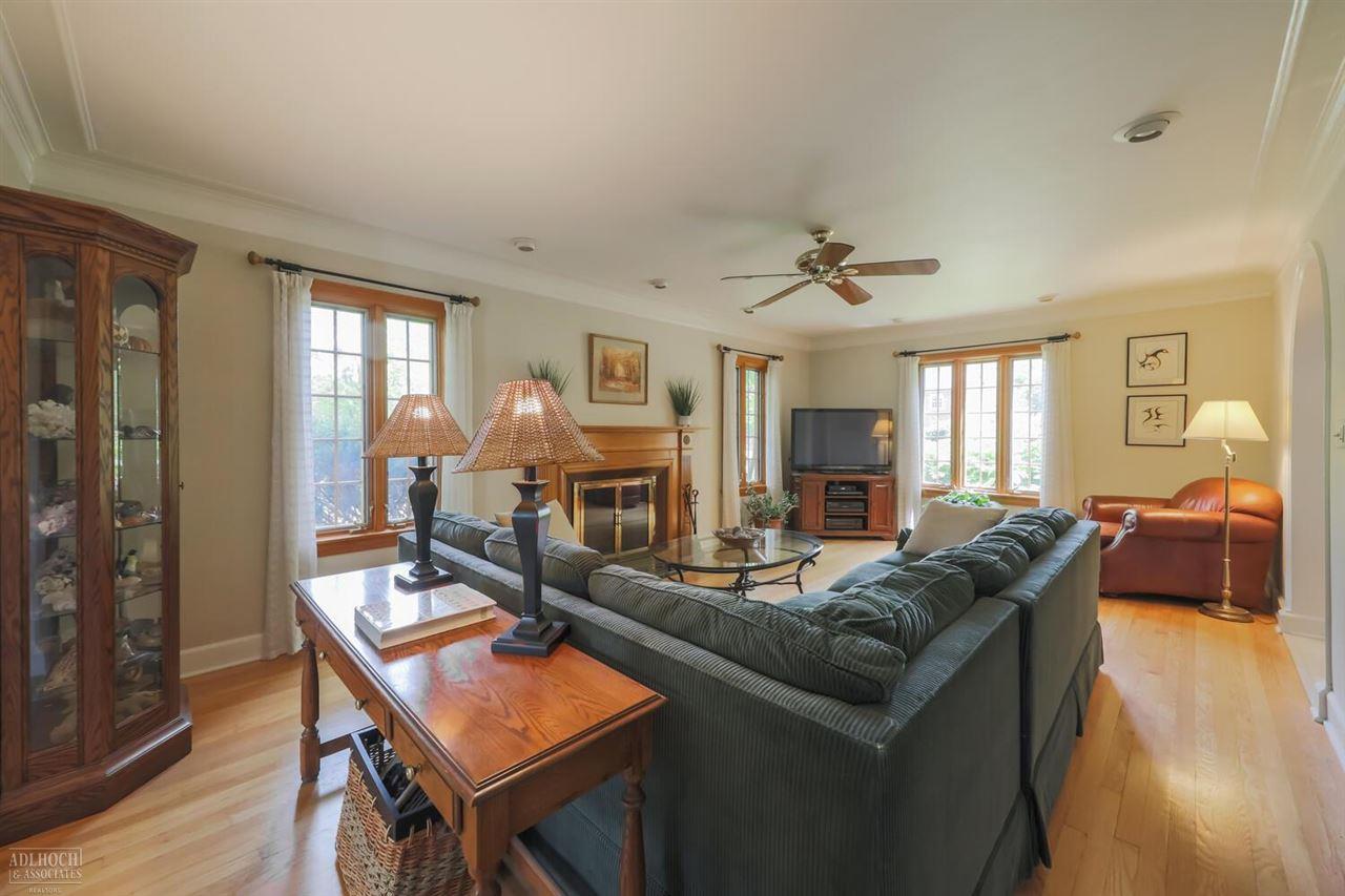 789 Pemberton Road Grosse Pointe Park, MI 48230 - Photo 5 of 42
