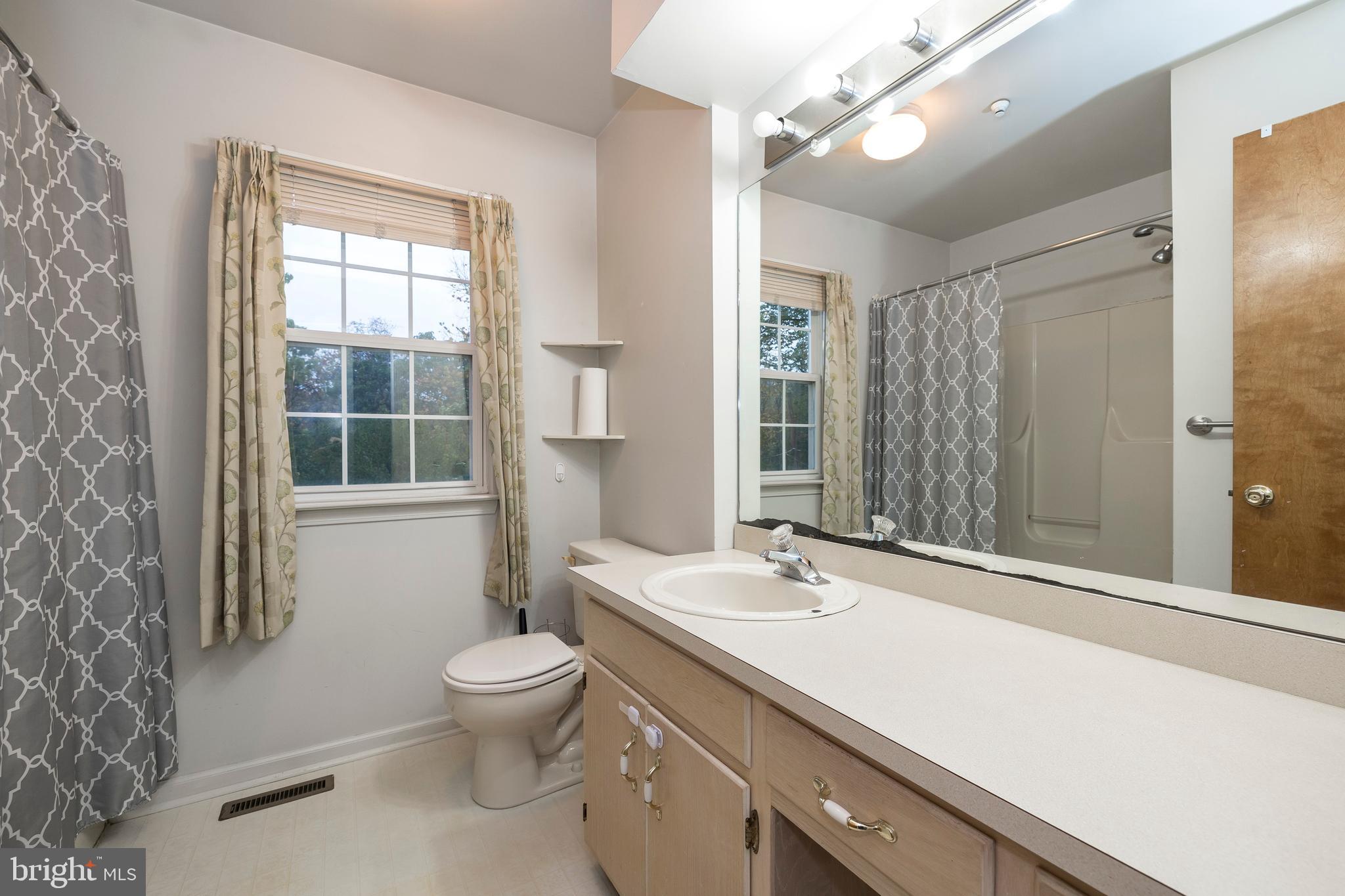 44 Rockwood Road, Unit B Newtown Square, PA 19073 - Photo 20 of 24 Hallway Bathroom