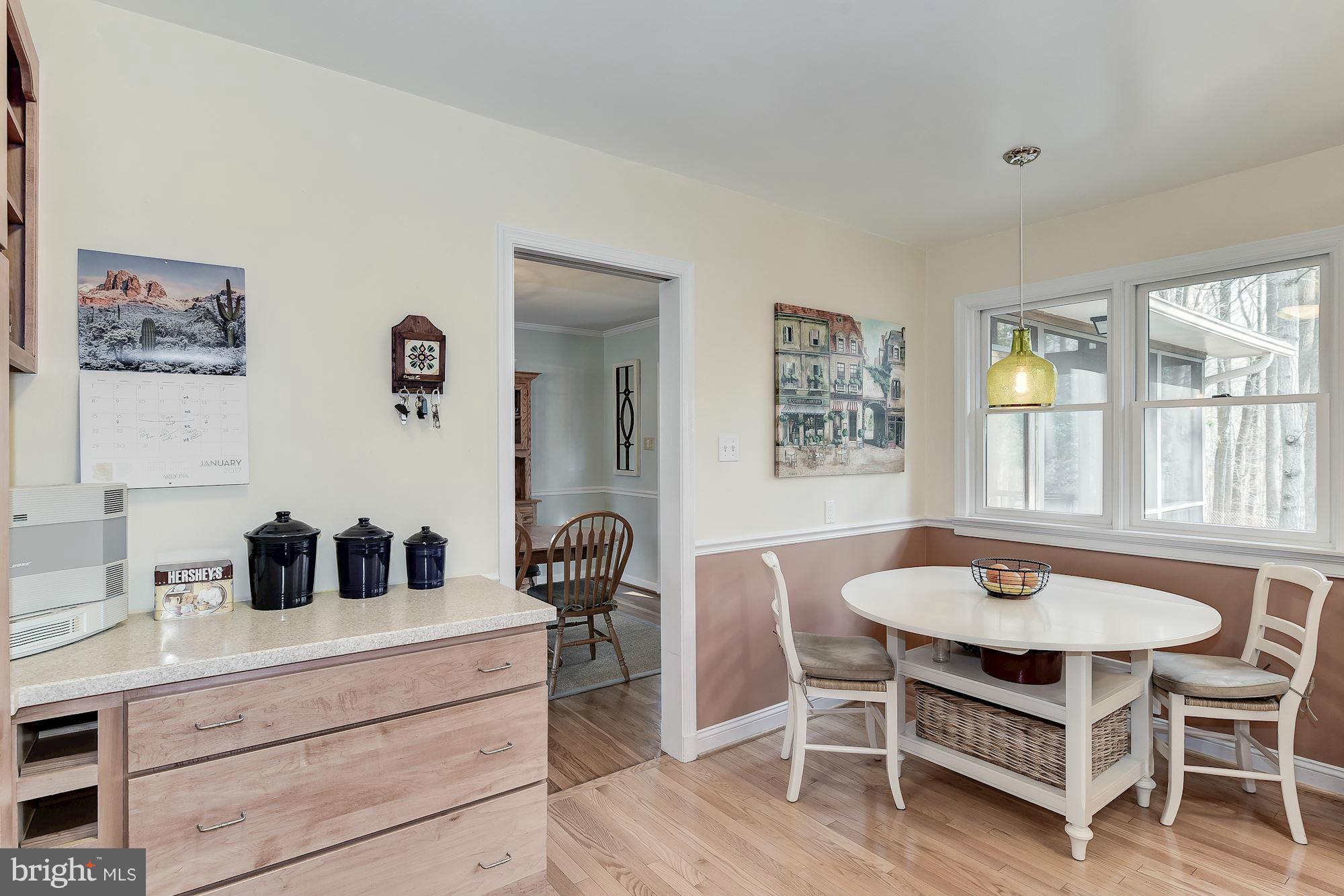 10619 Kinloch Road Silver Spring, MD 20903 - Photo 12 of 30 Kitchen - eat-in area