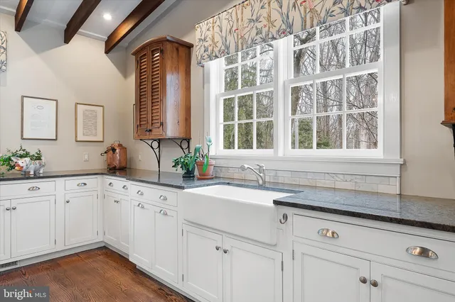 $1,350,000 | 417 Burnt Mill Road, Chadds Ford, PA 19317