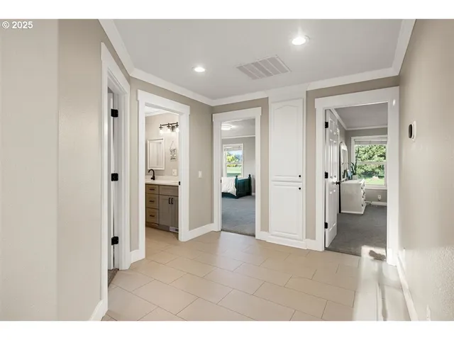 $1,250,000 | 35001 Northeast 91st Avenue, La Center, WA 98629