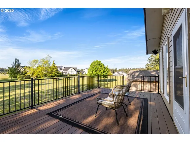 $1,250,000 | 35001 Northeast 91st Avenue, La Center, WA 98629