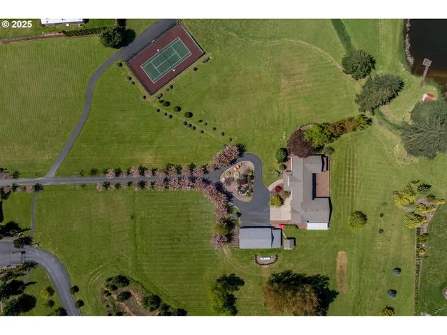 $1,250,000 | 35001 Northeast 91st Avenue, La Center, WA 98629