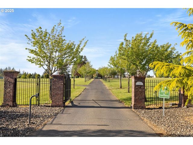 $1,250,000 | 35001 Northeast 91st Avenue, La Center, WA 98629