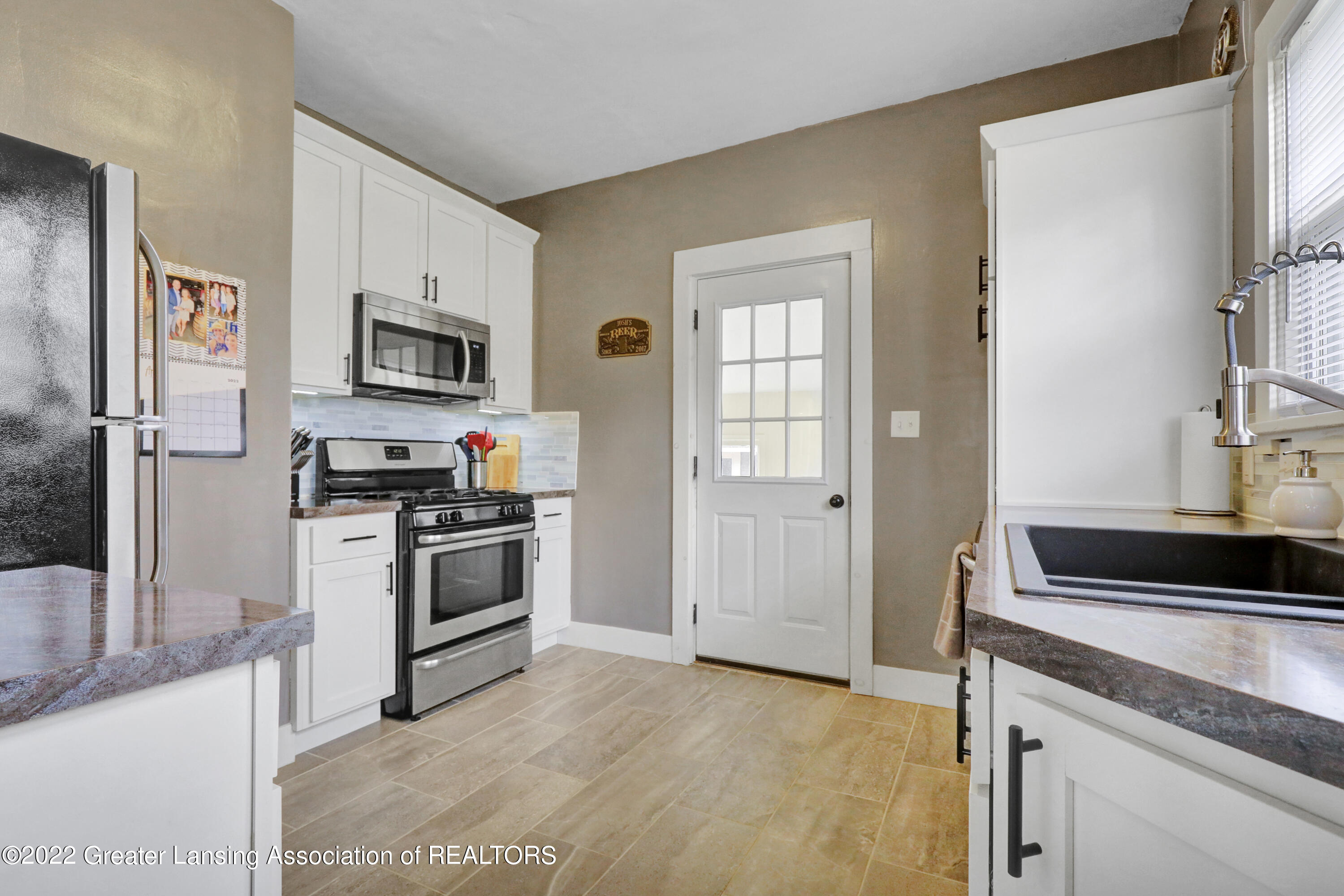 302 East Sheridan Road Lansing, MI 48906 - Photo 15 of 46 _I3A6652
