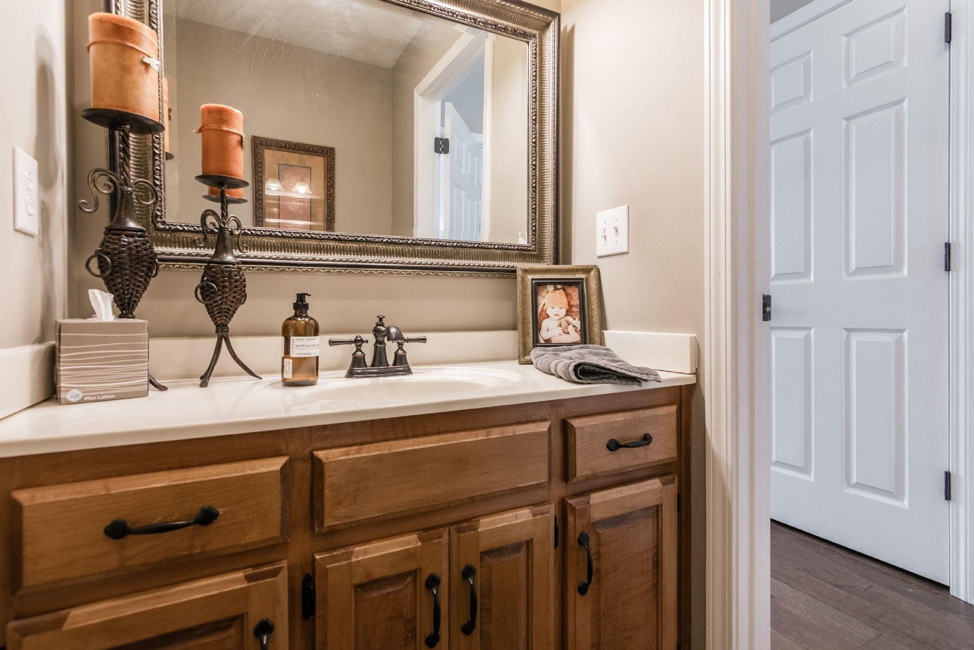 243 Village Green Road Gallatin, TN 37066 - Photo 10 of 24 a view of a sink