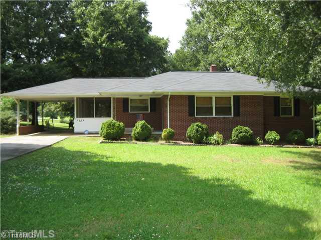5038 Arnold Road Lexington, NC 27295 - Photo 1 of 14 Exterior Front.