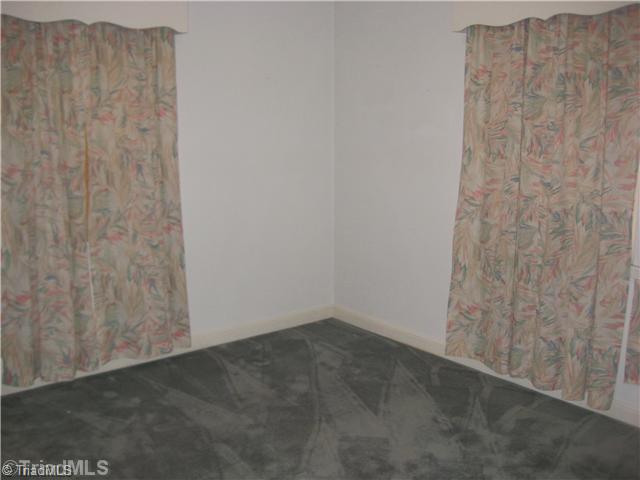 5038 Arnold Road Lexington, NC 27295 - Photo 11 of 14 2nd Bedroom.