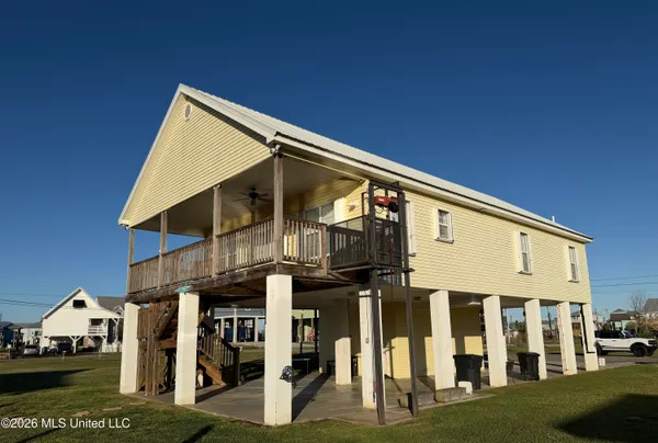 $2,500 | 4014 Kyushu, Bay St. Louis, MS 39520