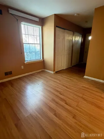 $2,650 | 1202 Woodbridge Commons Way, Iselin, NJ 08830