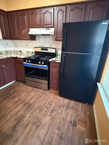 $2,650 | 1202 Woodbridge Commons Way, Iselin, NJ 08830