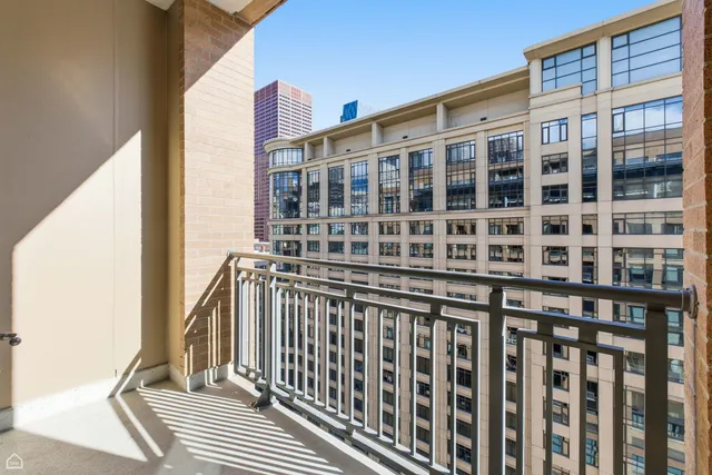 $390,000 | 520 South State Street, Unit 1503, Chicago, IL 60605