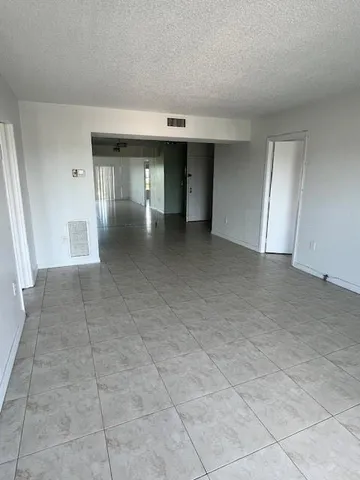 $1,700 | 4164 Inverrary Drive, Unit 803, Lauderhill, FL 33319
