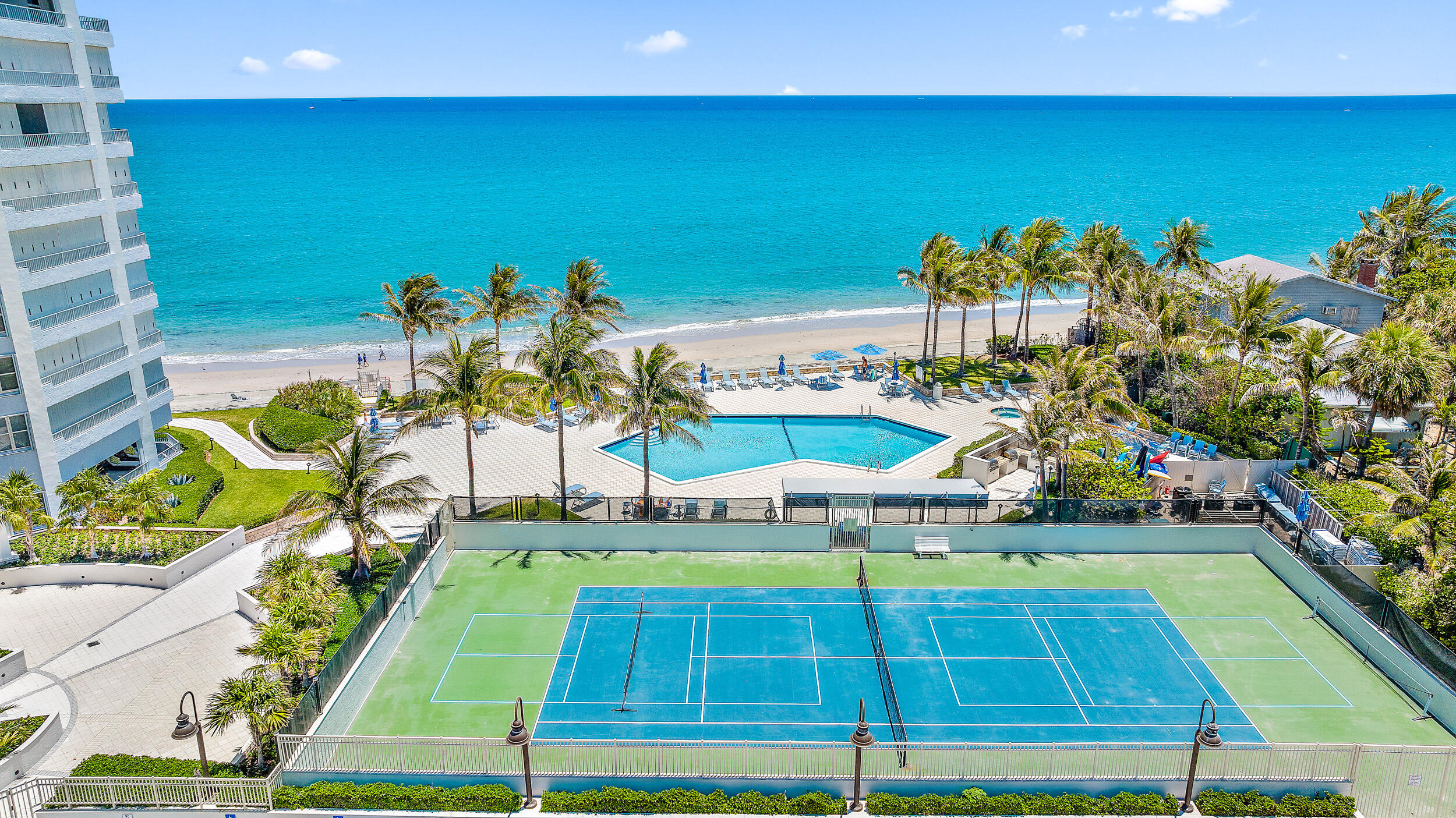 5200 North Ocean Drive, Unit 2003 Singer Island, FL 33404 - Photo 40 of 40 a view of an outdoor space