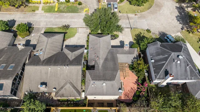 $400,000 | 12835 Chimes Drive, Houston, TX 77077