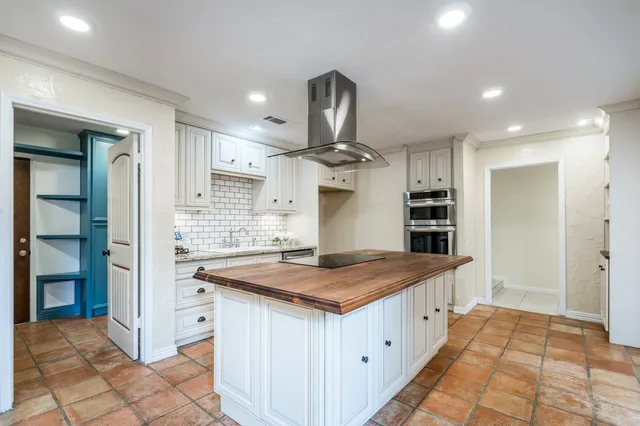 $400,000 | 12835 Chimes Drive, Houston, TX 77077