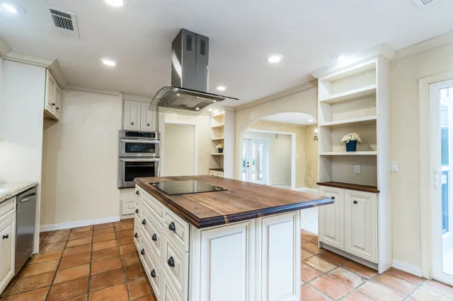 $400,000 | 12835 Chimes Drive, Houston, TX 77077