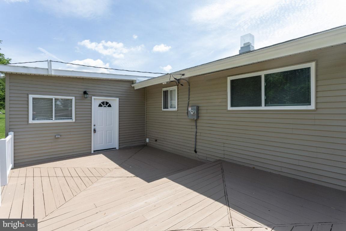 816 Hopewood Road Baltimore, MD 21208 - Photo 36 of 41 Outdoor dining, bbq, many possibilities.