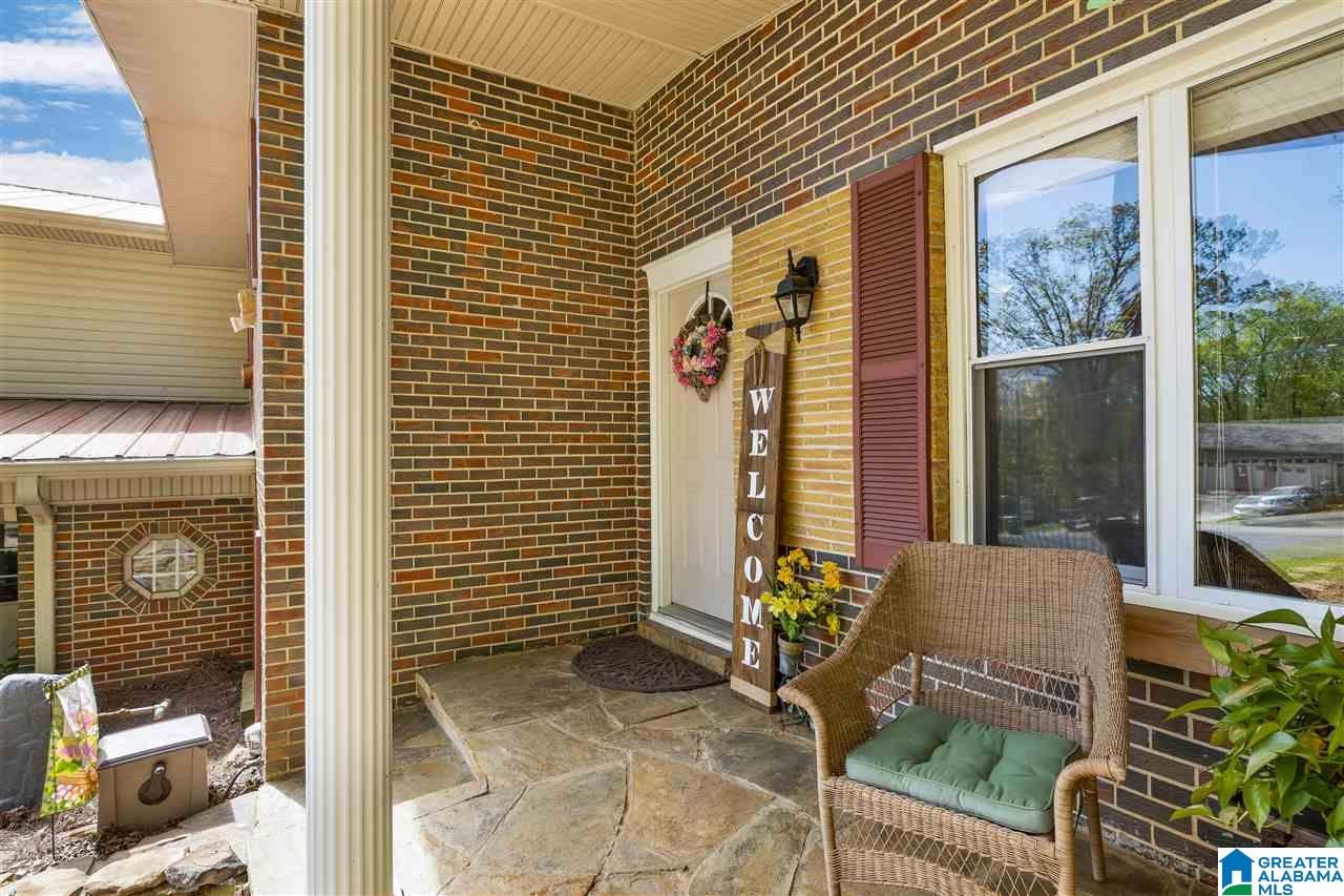 409 1st Street North Oneonta, AL 35121 - Photo 4 of 40