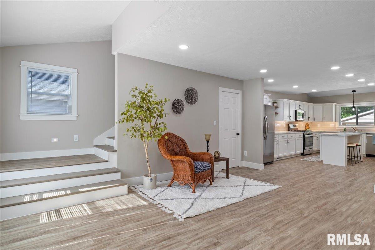 1529 North Stephens Avenue Springfield, IL 62702 - Photo 5 of 40