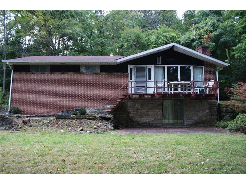 27 Emerson Road Pittsburgh, PA 15209 - Photo 2 of 10 Exterior Front.