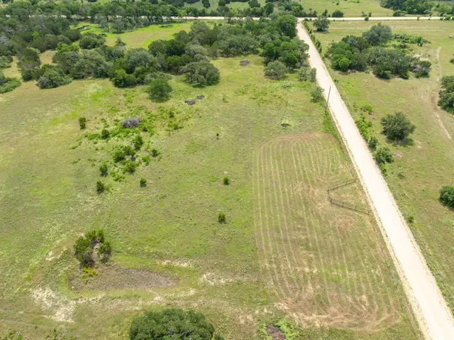 a sign that is on the side of the road