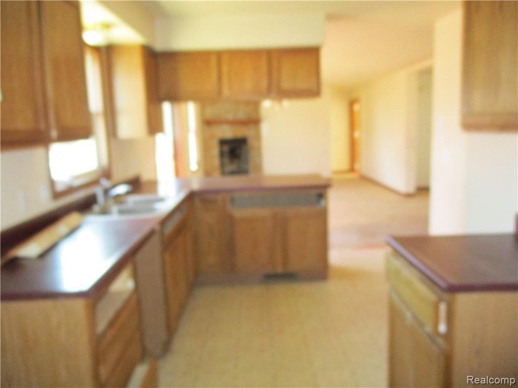 4539 Irene Street Inkster, MI 48141 - Photo 5 of 12 IMG_2766.JPG