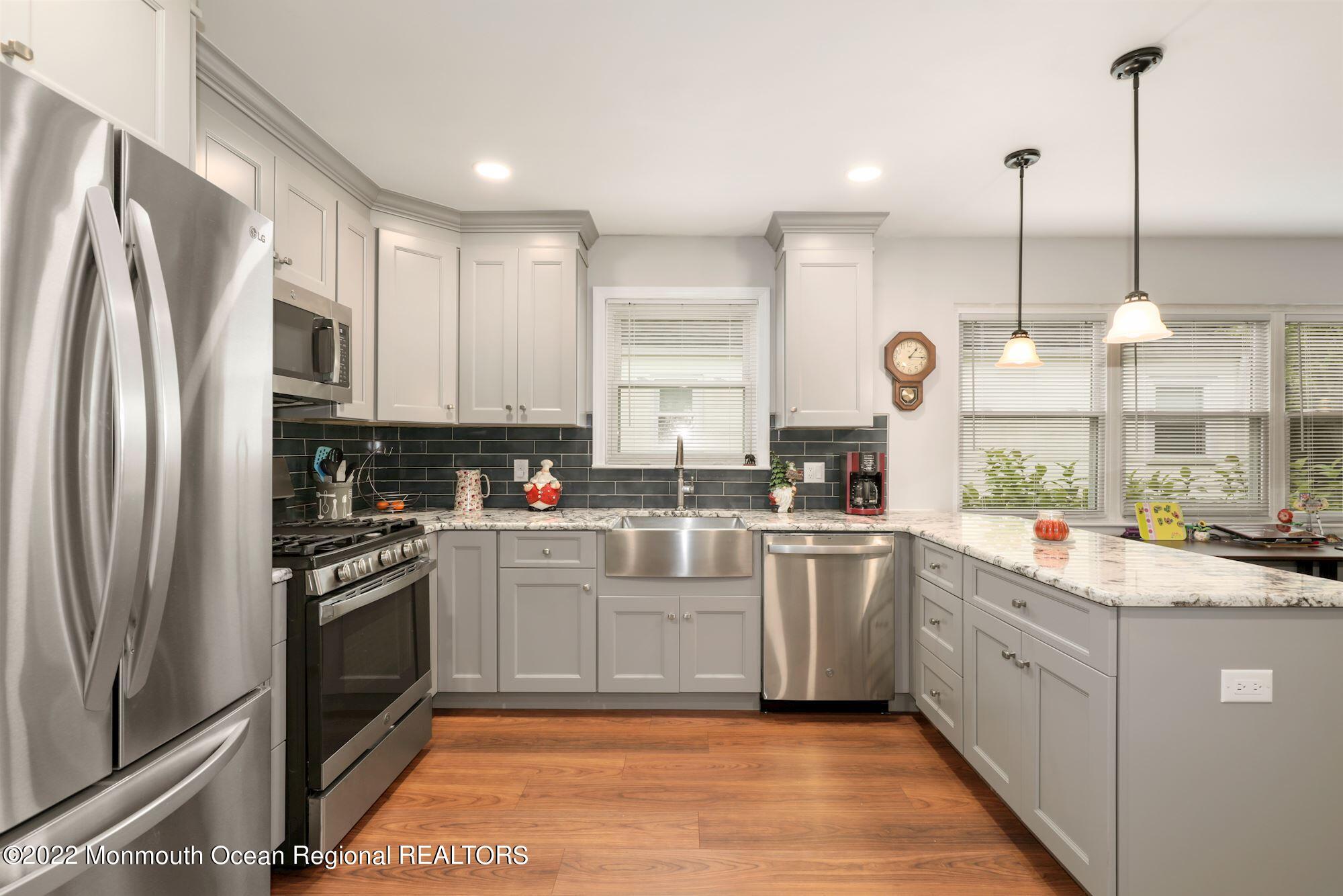 25 Patmore Road Brick, NJ 08724 - Photo 5 of 26 Kitchen 3