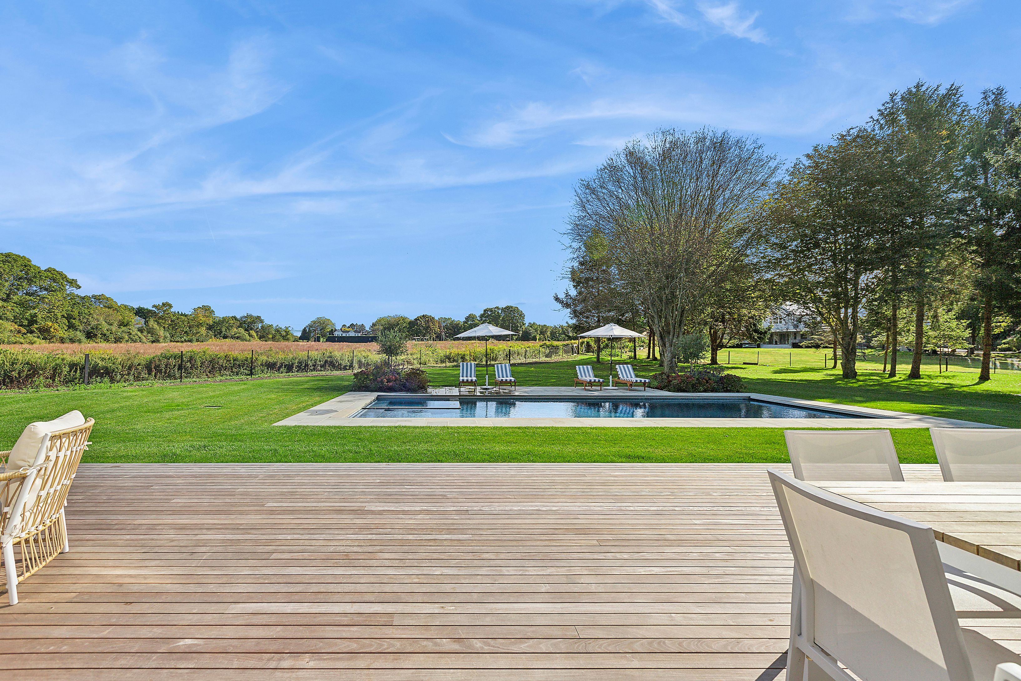 105 Poxabogue Lane Sagaponack, NY 11962 - Photo 18 of 23