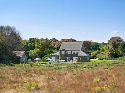105 Poxabogue Lane, Sagaponack, NY 11962