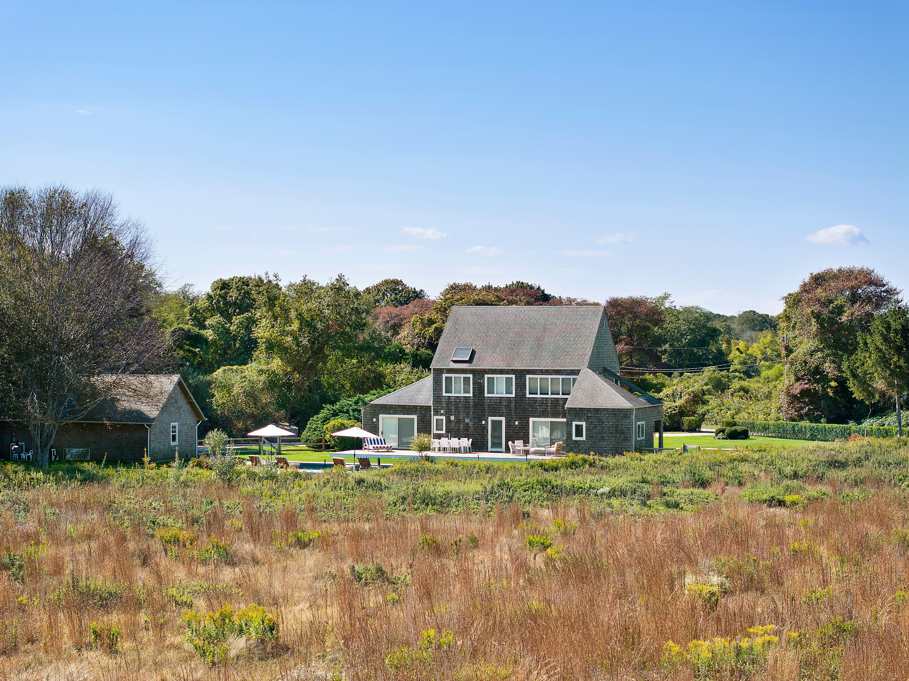 105 Poxabogue Lane Sagaponack, NY 11962 - Photo 20 of 23