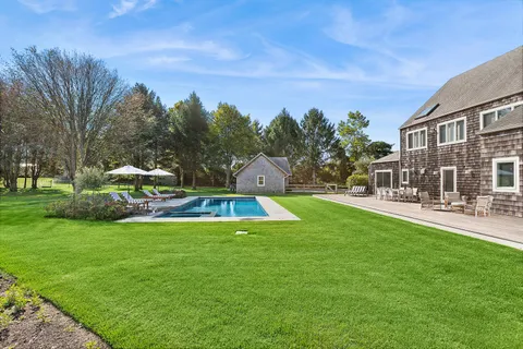 105 Poxabogue Lane, Sagaponack, NY 11962