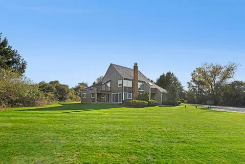 105 Poxabogue Lane, Sagaponack, NY 11962