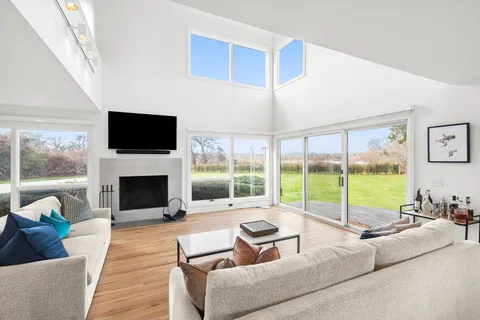 105 Poxabogue Lane, Sagaponack, NY 11962