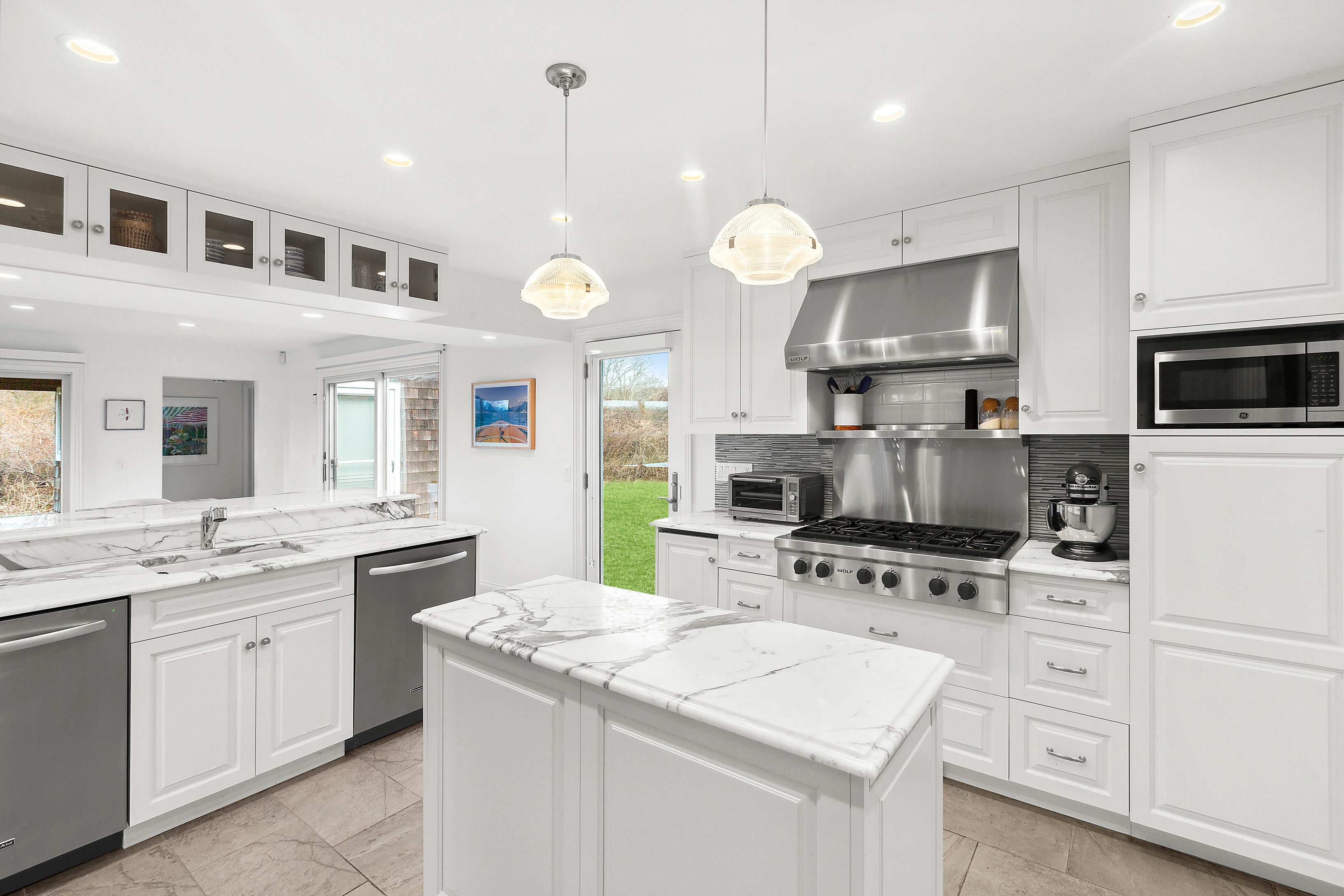 105 Poxabogue Lane Sagaponack, NY 11962 - Photo 8 of 23