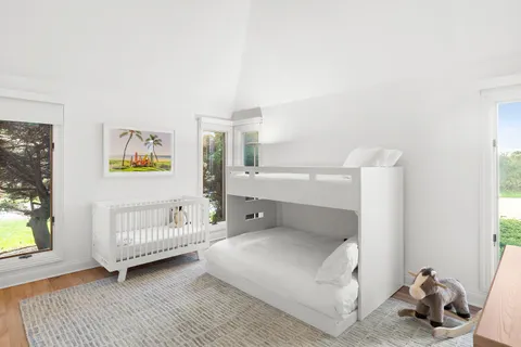 105 Poxabogue Lane, Sagaponack, NY 11962