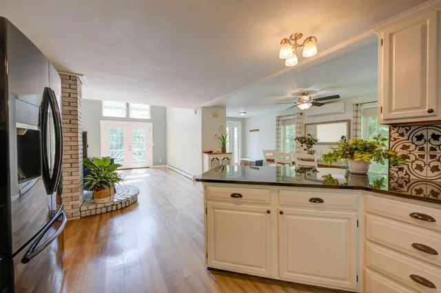 $514,000 | 160 Sandy Cove, Palermo, ME 04354